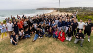 Surf Coast welcomes elite women cyclists at Welcome Wave
