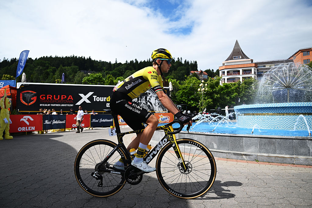 Tour de Pologne 2025: Attila Valter heads for a stage start