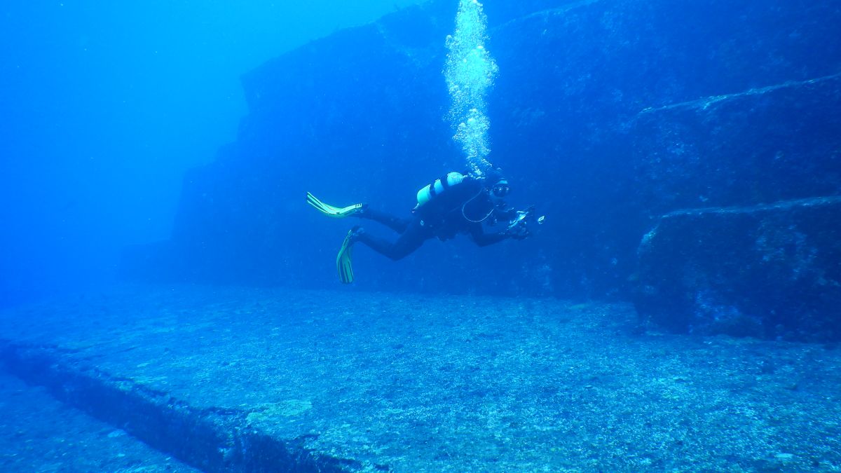 Mysterious Underwater 'Atlantis' Is Like a Lost City in The Ocean : ScienceAlert