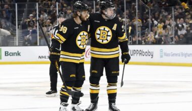 Bruins score 3 in 54 seconds, hold on to defeat Golden Knights