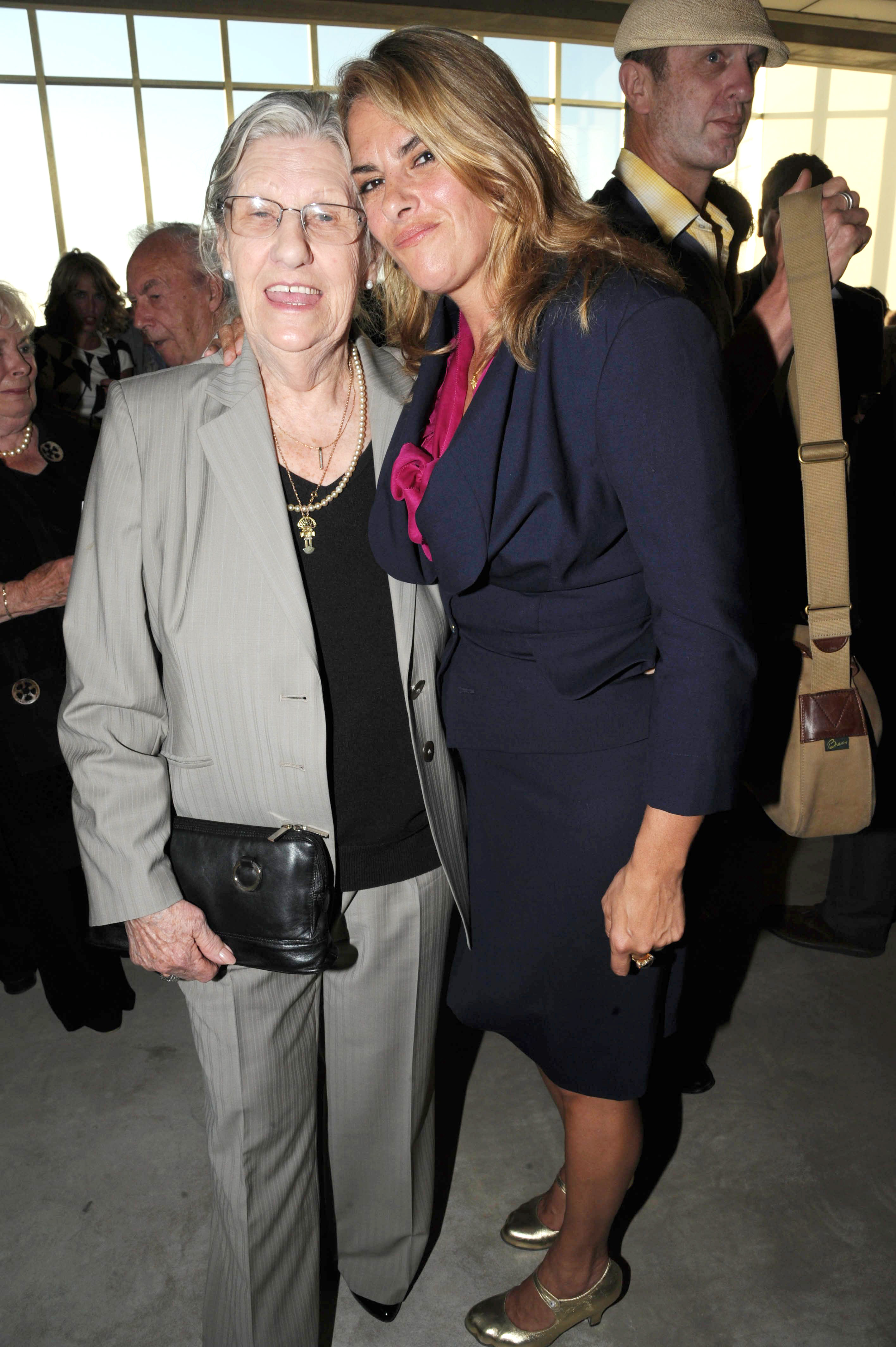 Pamela Cashin and Tracey Emin posing together.
