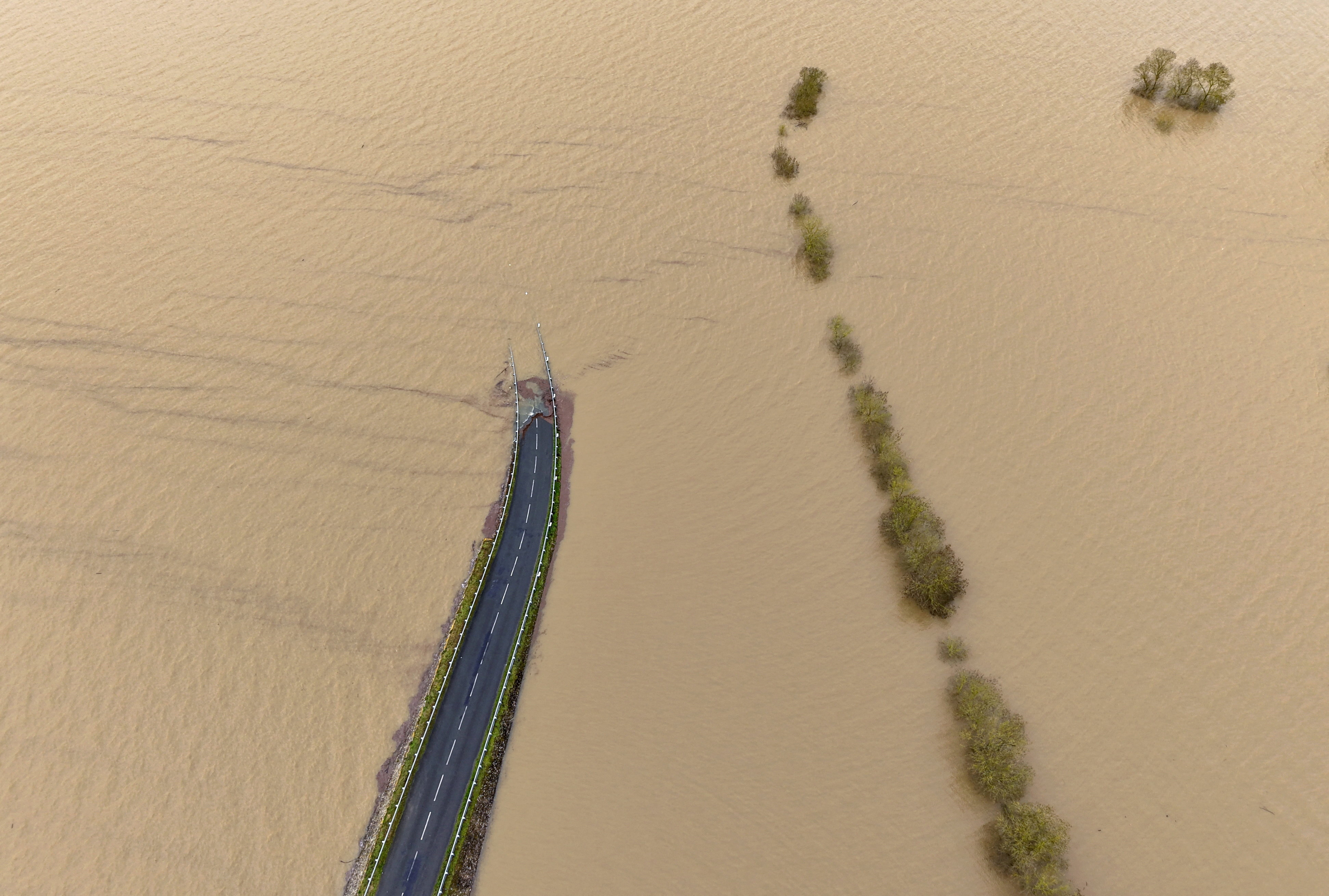 Floods due heavy rain in western France