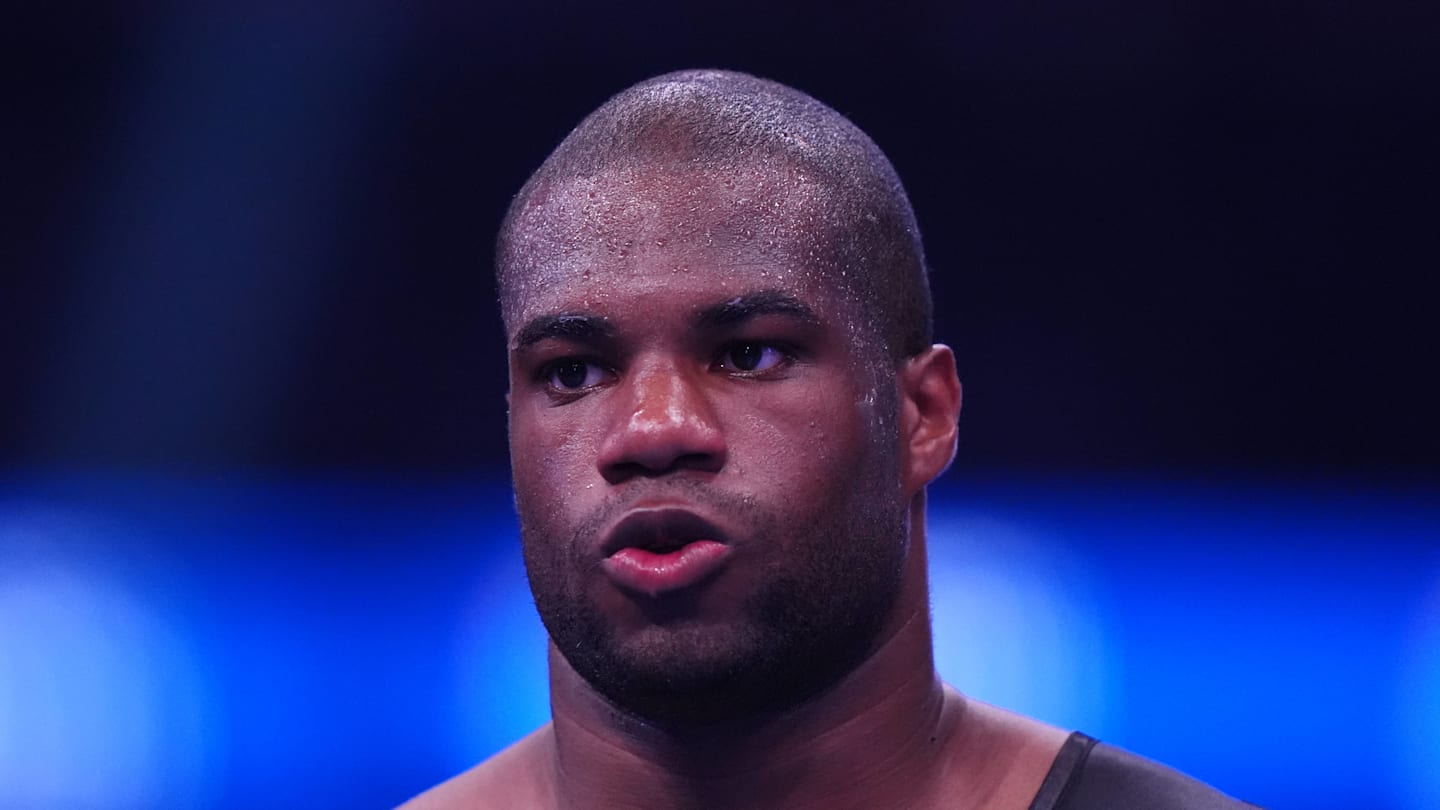 Daniel Dubois Rejects Fabio Wardley’s Fist Bump