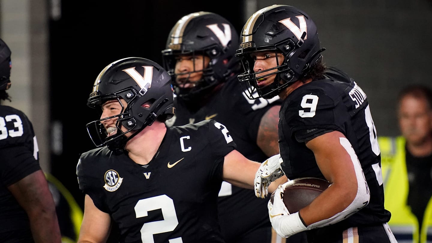 Two Vanderbilt Football Players Invited to NFL Combine