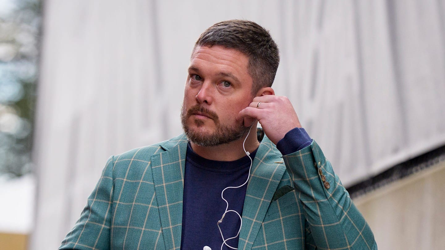 Oregon Ducks Lineman Listed as 'Biggest Faller' Ahead of NFL Draft