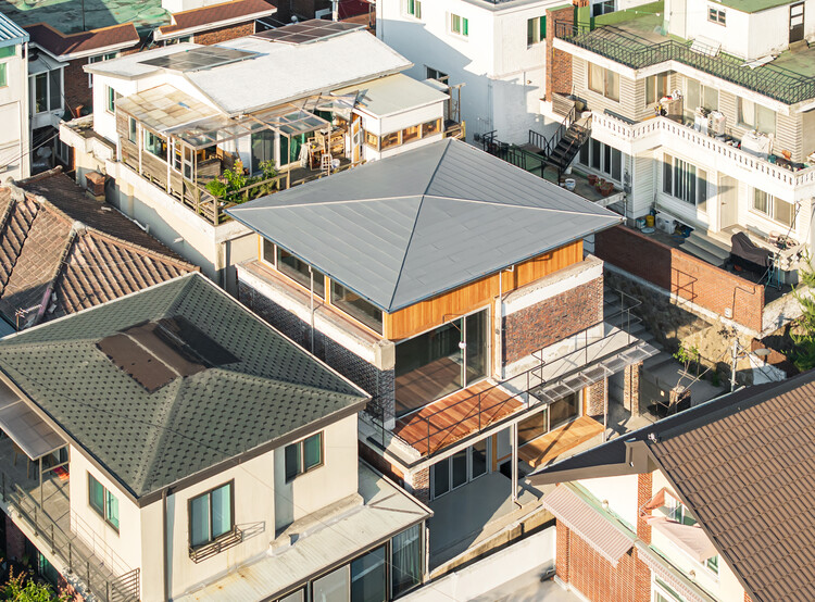 Painter N's House / a.co.lab - Interior Photography, Kitchen, Facade, Balcony