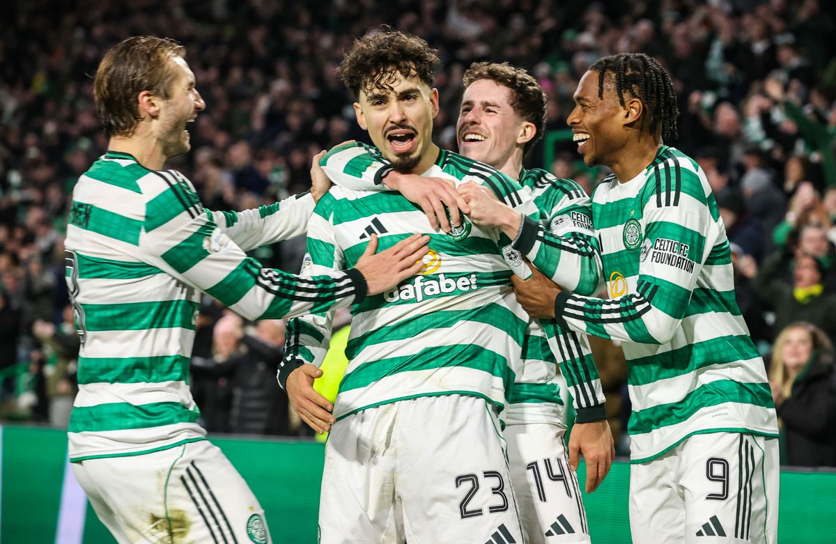 Celtic's Sebastian Tounekti (C) celebrates with Benjamin Nygren, Luke McCowan and Junior Adamu (L-R) vs Dundee