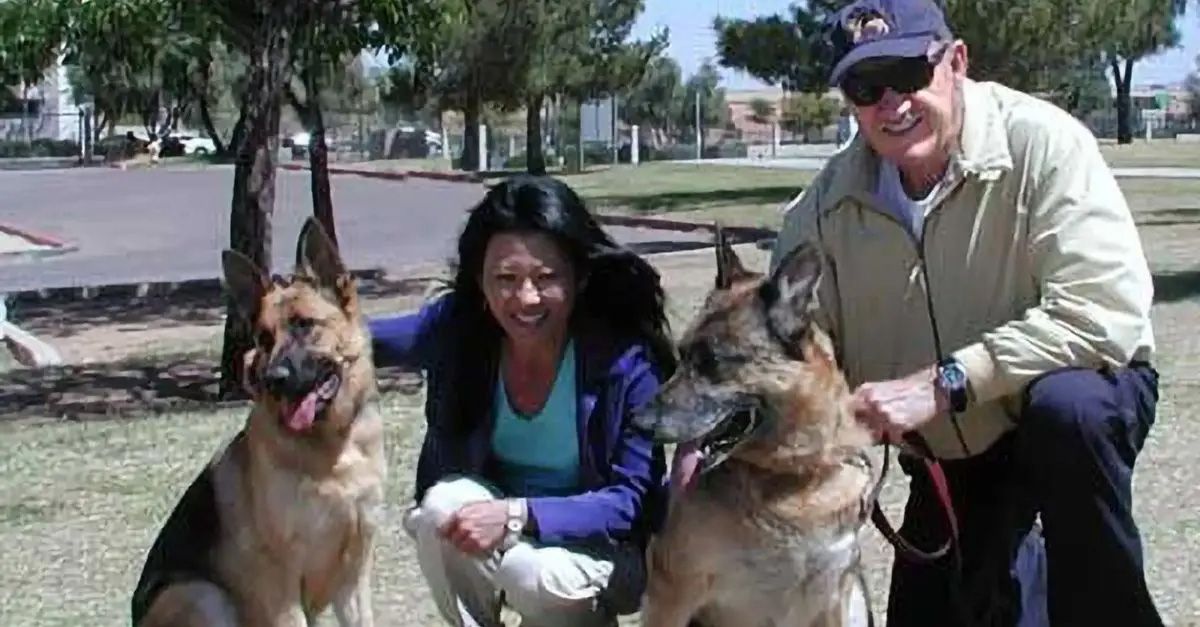  Gene Hackman and Betsy Arakawa