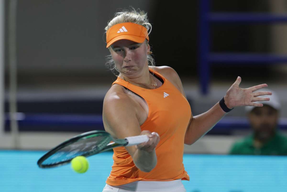 Czech outsider Bejlek downs Tauson in titanic battle to set up final against Alexandrova