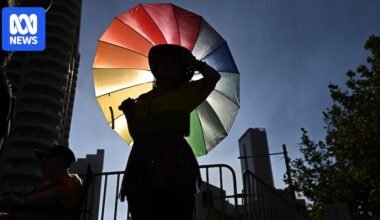 Pride in Protest float excluded from Sydney Mardi Gras over 'offensive' comments about Jewish LGBTQ group