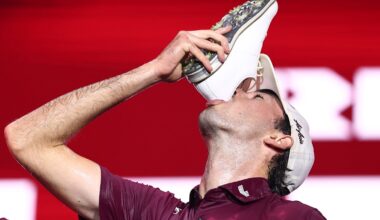 Australia's Elvis Smylie wins major LIV tournament on debut