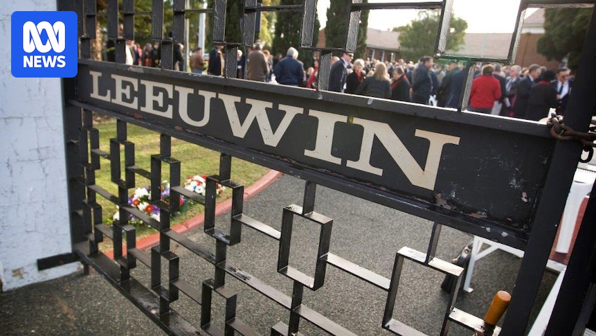 Defence Department announces plans to sell off Leeuwin and Irwin Barracks in Perth