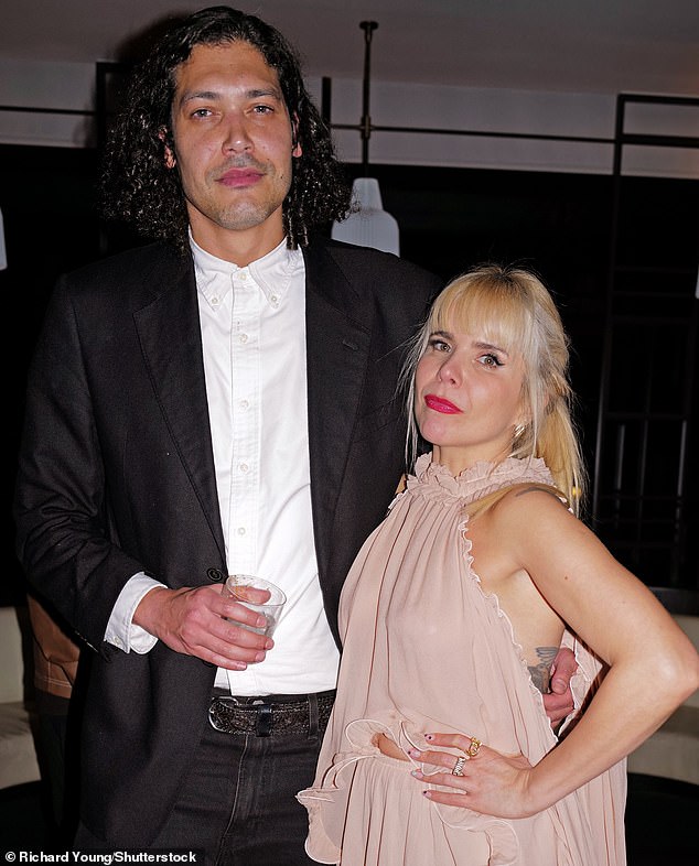 The songstress is expecting her expecting her third child, her first with boyfriend Stevie Thomas (pictured together 2025)