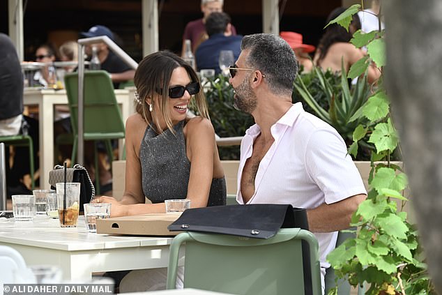Bec appeared to be filling him in on all the MAFS gossip ahead of his debut wedding on the series