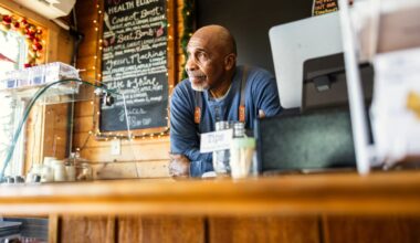 Trump pitches new retirement plan with a federal match. Who may benefit