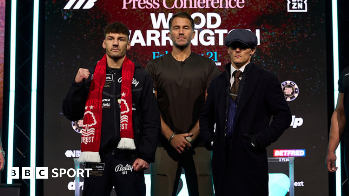 Josh Warrington lands a left hook on Asad Asif Khan