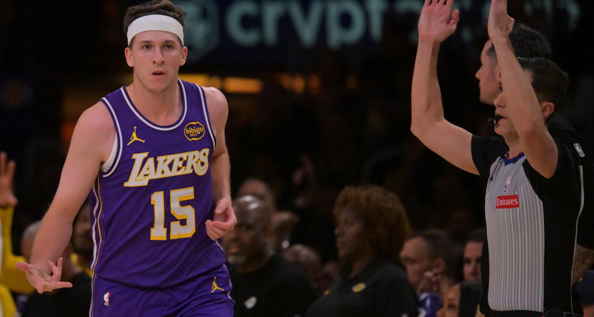 Austin Reaves scores 35, Lakers overcome Luka's injury departure for 119-115 win over Sixers