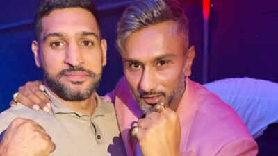 Yo Yo Honey Singh poses alongside boxing star Amir Khan: With my legendary brother