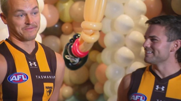 Nick Watson correcting Jack Ginnivan on Josh Weddle's contract situation. 