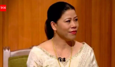 After 'ek rupiya bhi nhi kamaya' remarks, boxing legend Mary Kom issues apology video - Watch | Off the field News