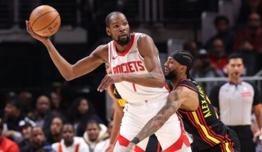 Durant out vs. Pacers after stepping on fan's foot