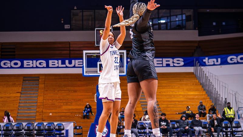 Strong Start Can’t Carry Women's Basketball in Loss to Tennessee Tech