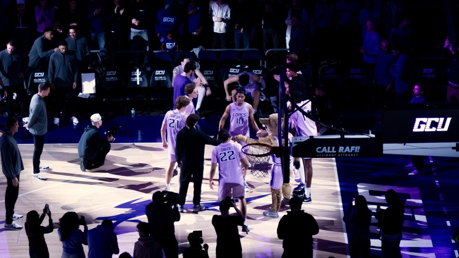 Phoenix, AZ Jan. 30, 2026:  The Lopes knock off Boise State 86-69 at Global Credit Union Arena. David Kadlubowski/GCU