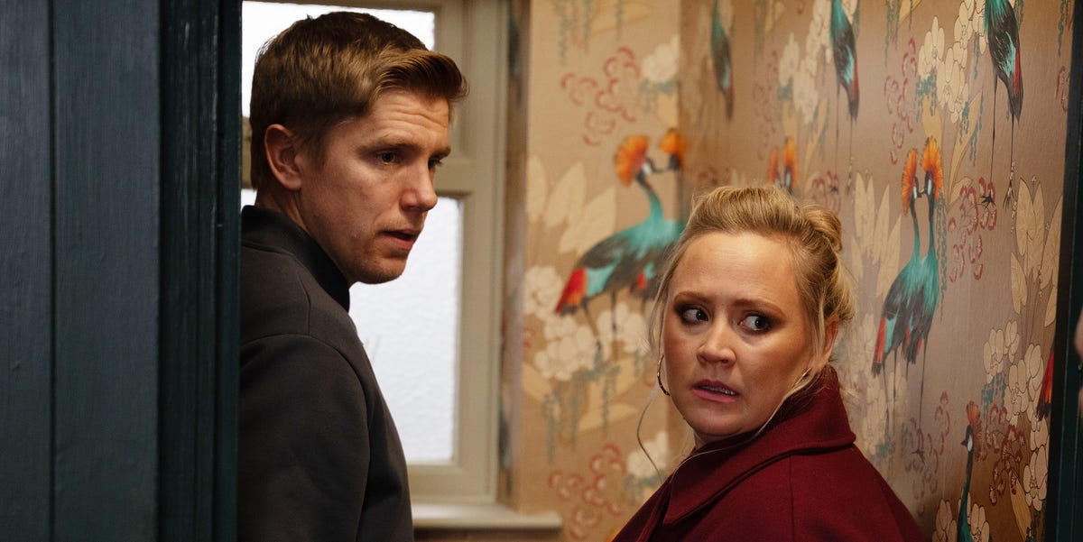 Robert and Tracy leave Victoria devastated