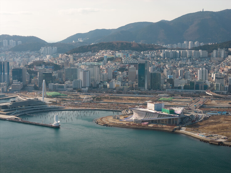 Busan’s First Opera House by Snøhetta Nears Completion - Image 2 of 17