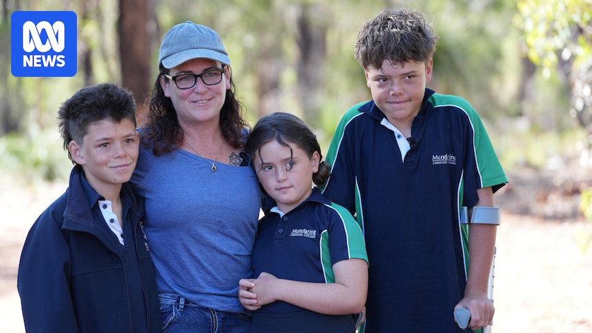 Survival expert praises WA family's calm decision-making during miracle Geographe Bay rescue