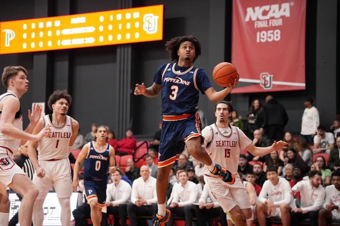Men's Basketball Suffers 83-81 Loss at Seattle