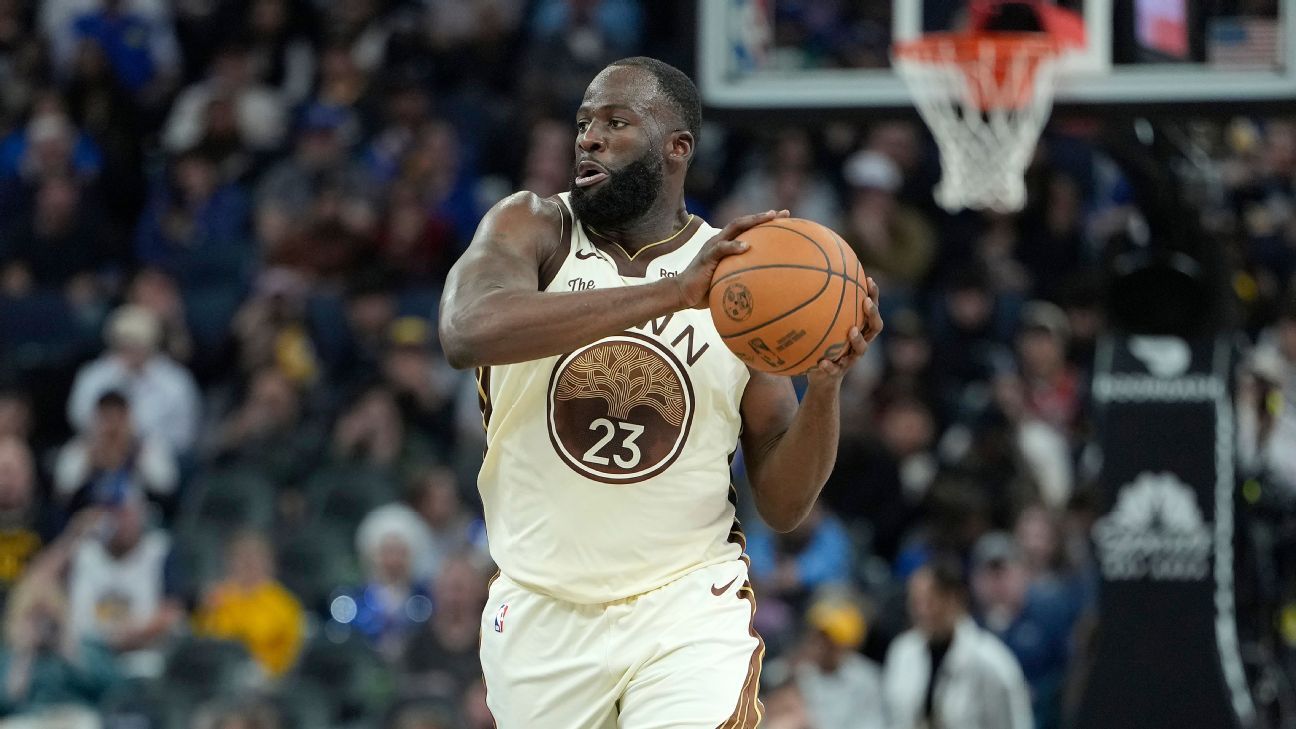 Draymond Green remains with Warriors past trade deadline