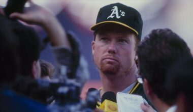 Mark McGwire returns to Athletics in player development role