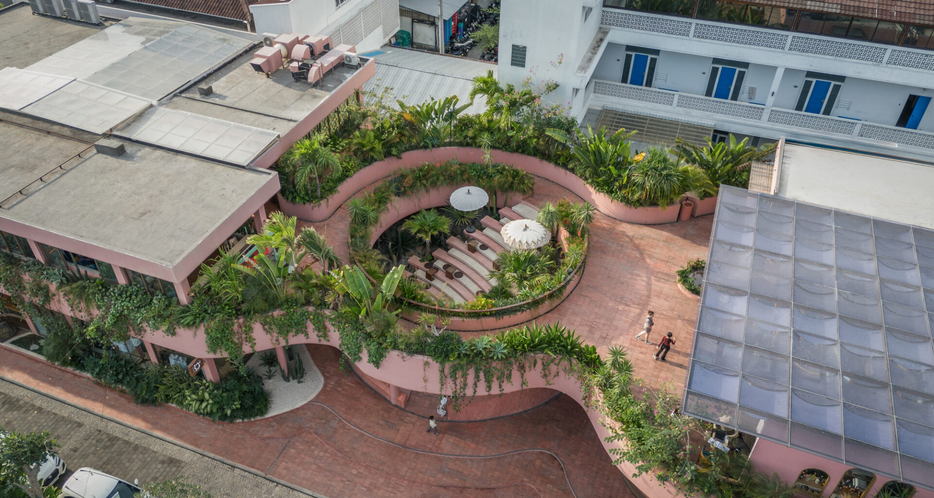 The Luc Lifestyle / Atelier Generations Vasudeva Design