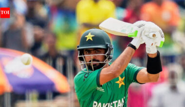 'Kahaan se superstar hai?': Ex-Pakistan cricketer says Babar Azam may be dropped for next game | Cricket News