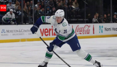 Detroit Red Wings general manager Steve Yzerman targets Vincent Trocheck, Nazem Kadri and Elias Pettersson in NHL trade rumors | NHL News