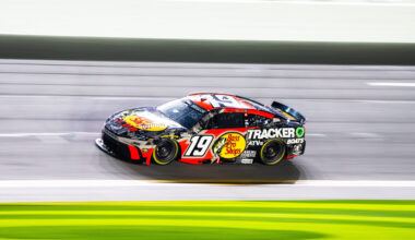 NASCAR changes rulebook to ban one-handed aerodynamic trick