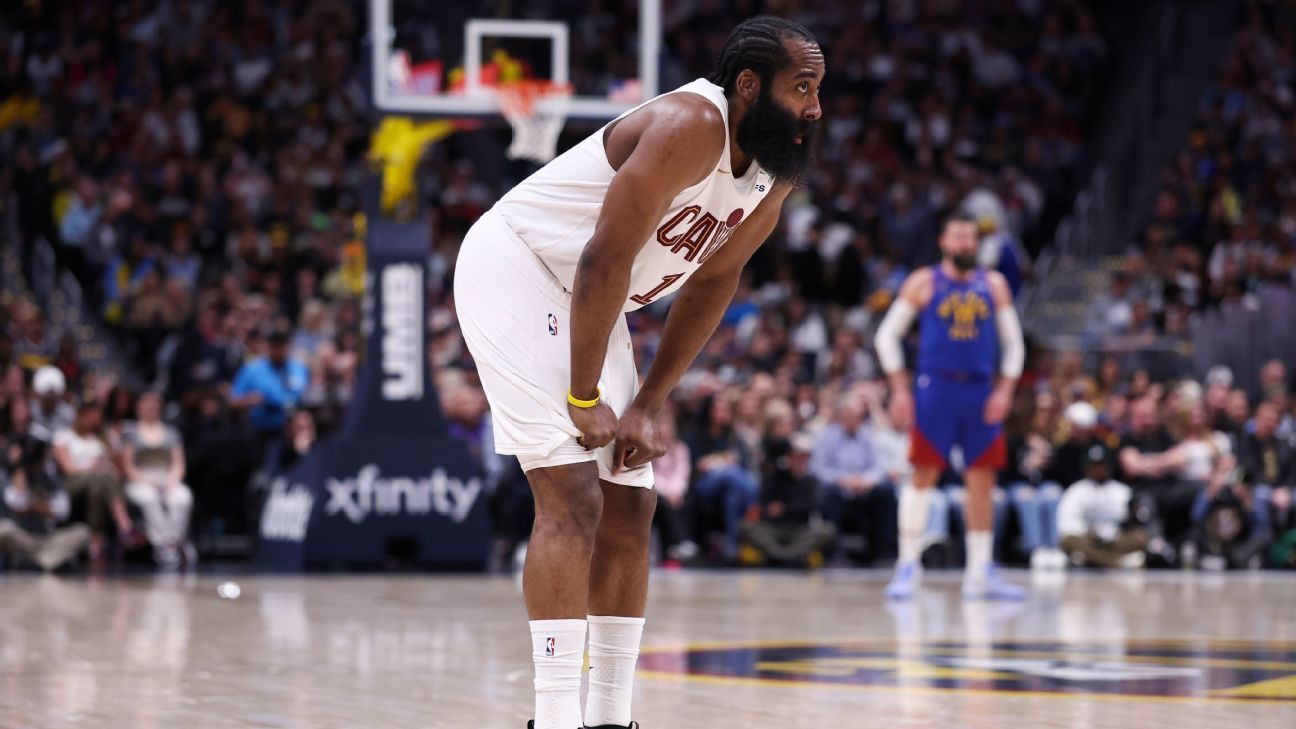 NBA playoff race questions: Are the Cavs the East favorites?