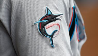 Sources: Reliever John King, Marlins agrees to 1-year deal