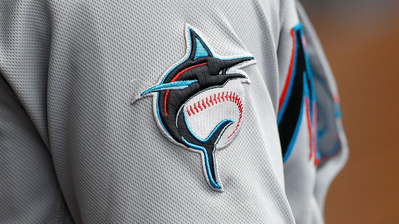 Sources: Reliever John King, Marlins agrees to 1-year deal