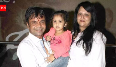 Rajpal Yadav was 20 when first wife Karuna died during childbirth; second wife Radha raised daughter as her own | Hindi Movie News