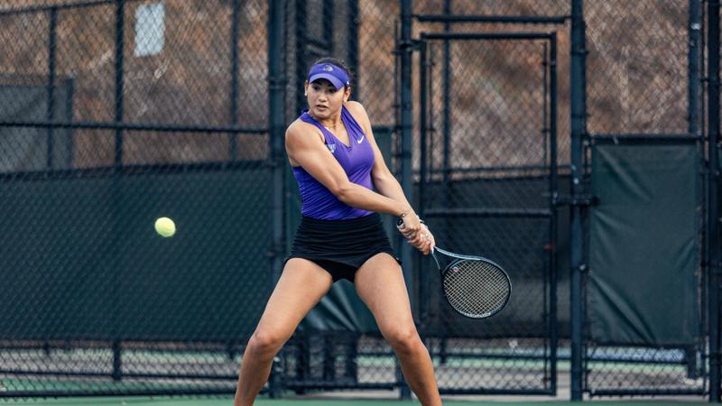 Tennis Falls 4-2 to Gardner-Webb