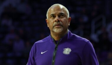 Tang goes off after K-State loss: Players 'don't deserve to be here'