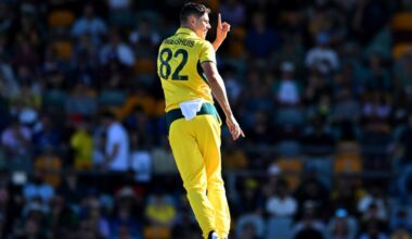 Australia bring in David and Dwarshuis, ask Zimbabwe to bat