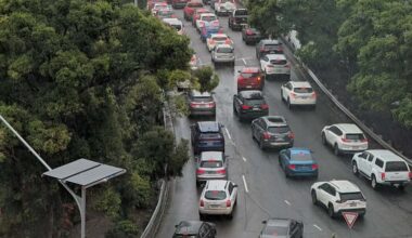Multi-vehicle accident causes traffic delays in Brisbane