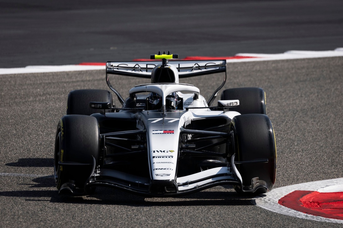 LIVE: F1 Bahrain pre-season testing - George Russell leads on day 3 as Cadillac causes red flag | Live text