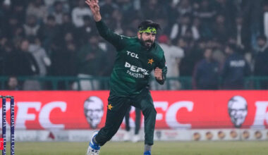 Ravichandran Ashwin to India: Step away when Usman Tariq pauses