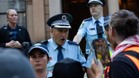 Pepper spray and questionable police tactics: how a Sydney protest ended in chaos – video