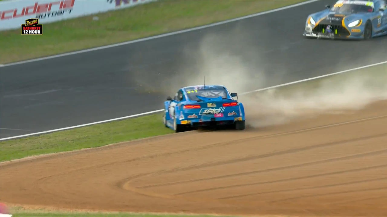 Loose wing sends IRC GT around at The Chase - Bathurst 12 Hour