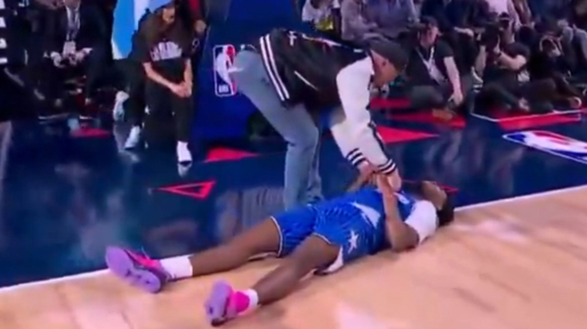 Jase Richardson dunk contest moment goes very wrong; Keshad Johnson wins